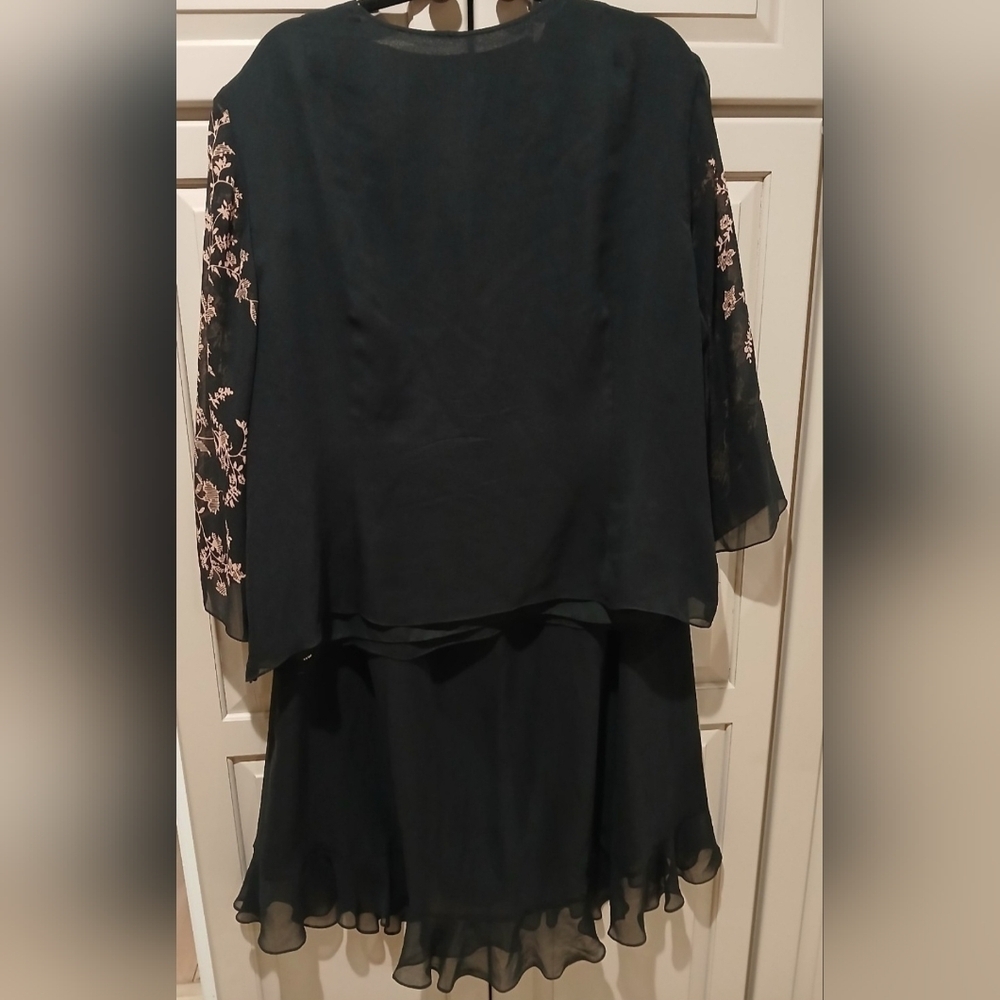 Plus Size 100% Silk Two Piece Set Cynthia Howie Size: 24W - Picture 3 of 11